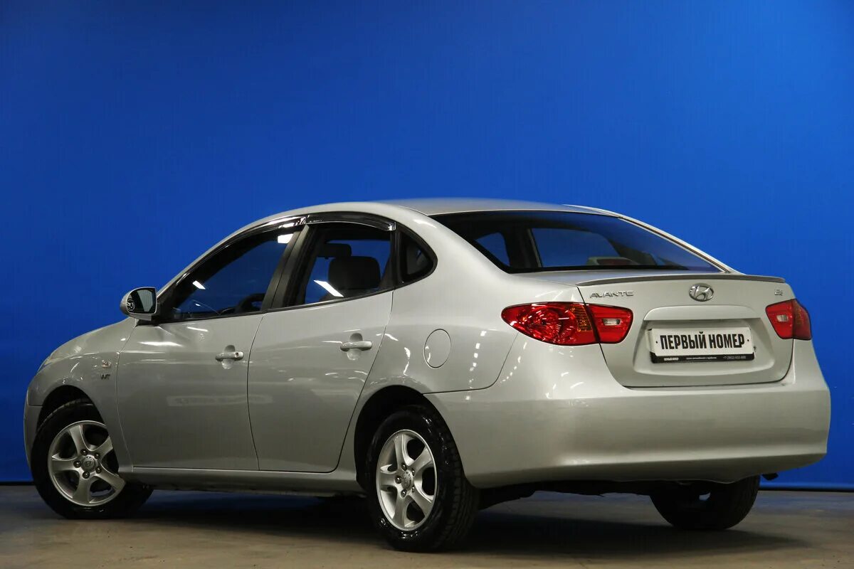 Хендай аванта 2008 года. Hyundai avante 2008 white. Хендай аванта 2008 1. 6. Хендай аванте 2008 1.