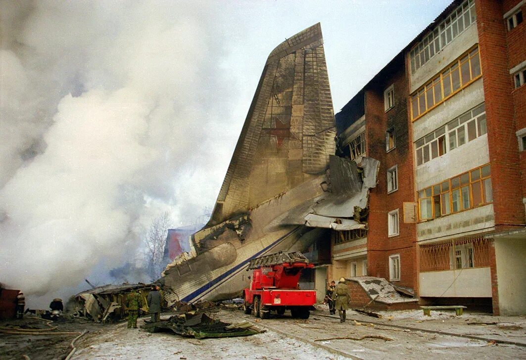 Самолет над каневской. Катастрофа АН-124 В Иркутске 6 декабря 1997 года. АН-124 Иркутск 1997.