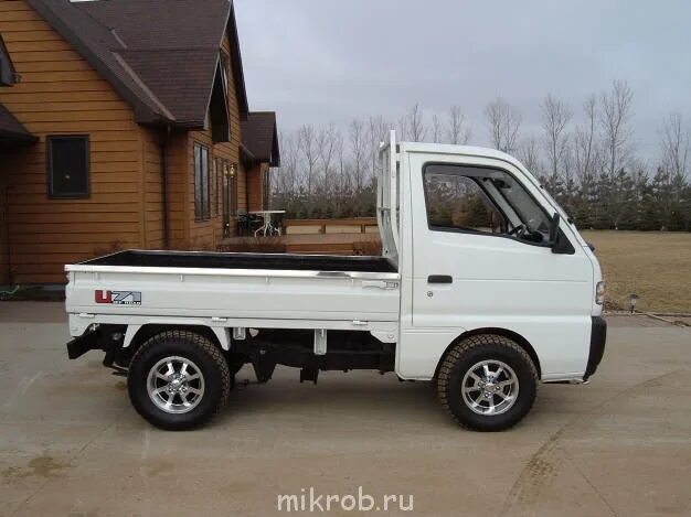 Небольшой автомобиль с кузовом. Тойота dyna 4х4. Suzuki carry 1993. Aixam 400. Suzuki carry 2006.