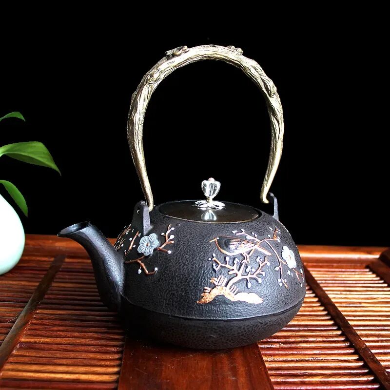 Японский чайник. Сакура и чугунный чайник. чайник японский teapot набор. чугунные чайники на валберис. китайский чугунный чайник.