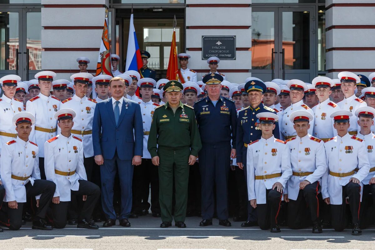 Сву выпуск. Тульское Суворовское военное училище. Тульское Суворовское военное училище МО РФ. Тульское Суворовское училище выпуск 2021. Тульское Суворовское училище первый выпуск.