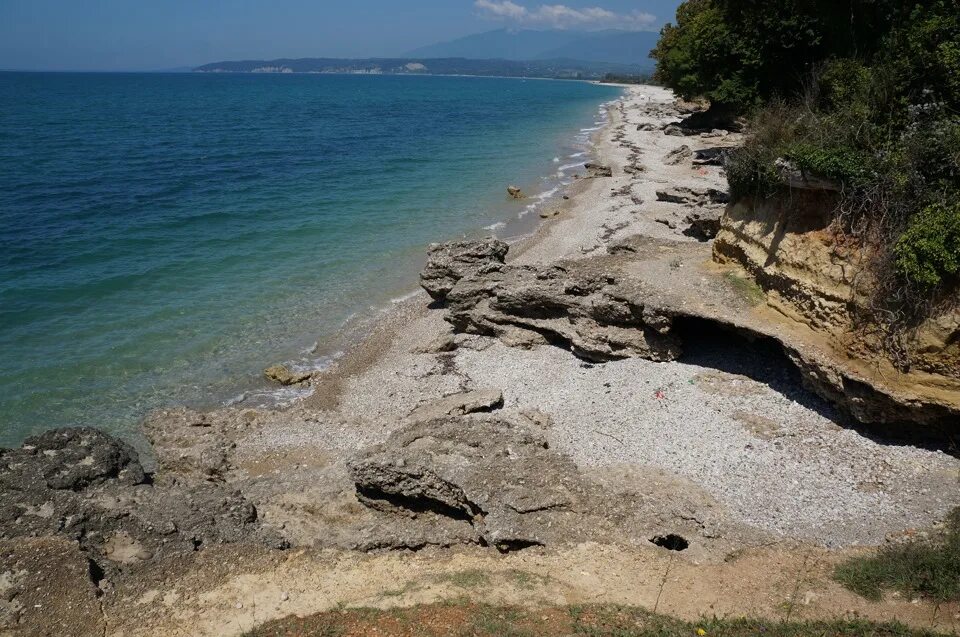 П бамбора. Гудаута бамбора. бамбора абхазия. гудаута поселок бамбора. пляж бамбора гудаута.
