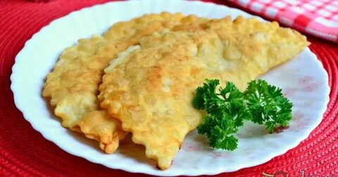 Рецепт вкусных чебуреков из свинины