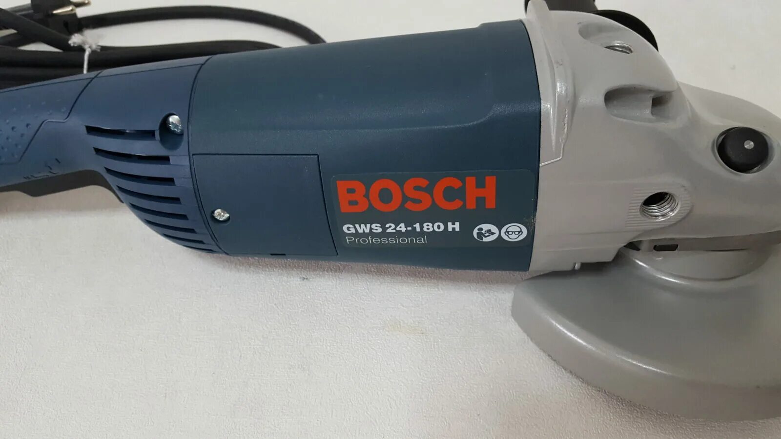 Ушм bosch 180. Болгарка bosch 180. У. Gws 12v-76. Gws 180li как стоит скоба.