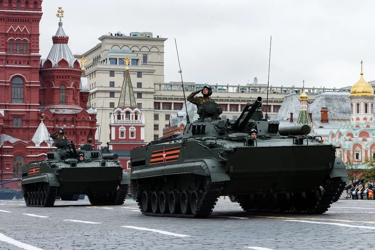 Московский военный округ адрес москва. Московский военный округ военный парад. Москва Военная. Москва Военная фото. ВМФ на параде в Москве.