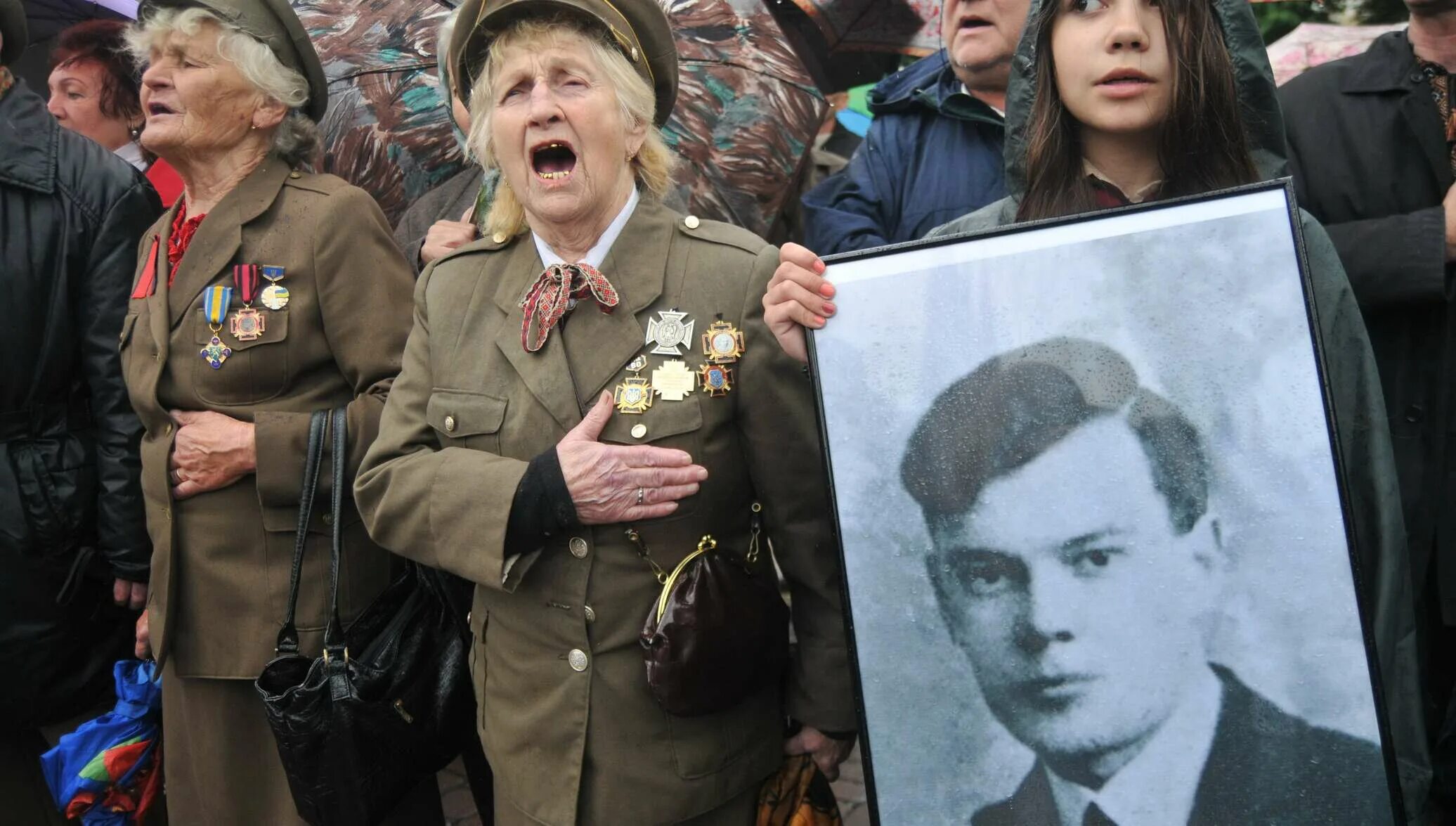 Приравняли к участникам сво. ОУН УПА ветераны. Украинские ветераны ОУН И УПА. Ветераны бандеровцы на Украине. Герои УПА.