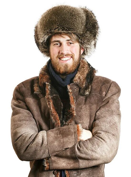 Тулуп шапка. Ярославская овчинно-меховая фабрика шапки. Путин в валенках и тулупе. Овчинный тулуп на руси. Полушубок нагольный из овчины.