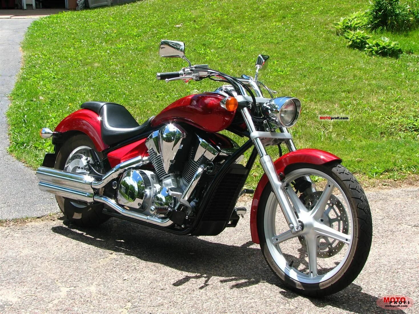 Хонда VT 1300 Sabre. Honda saber 1300cc. Чоппер Honda vt1300 кастом. Honda Shadow Sabre Custom. Хонда сабре купить