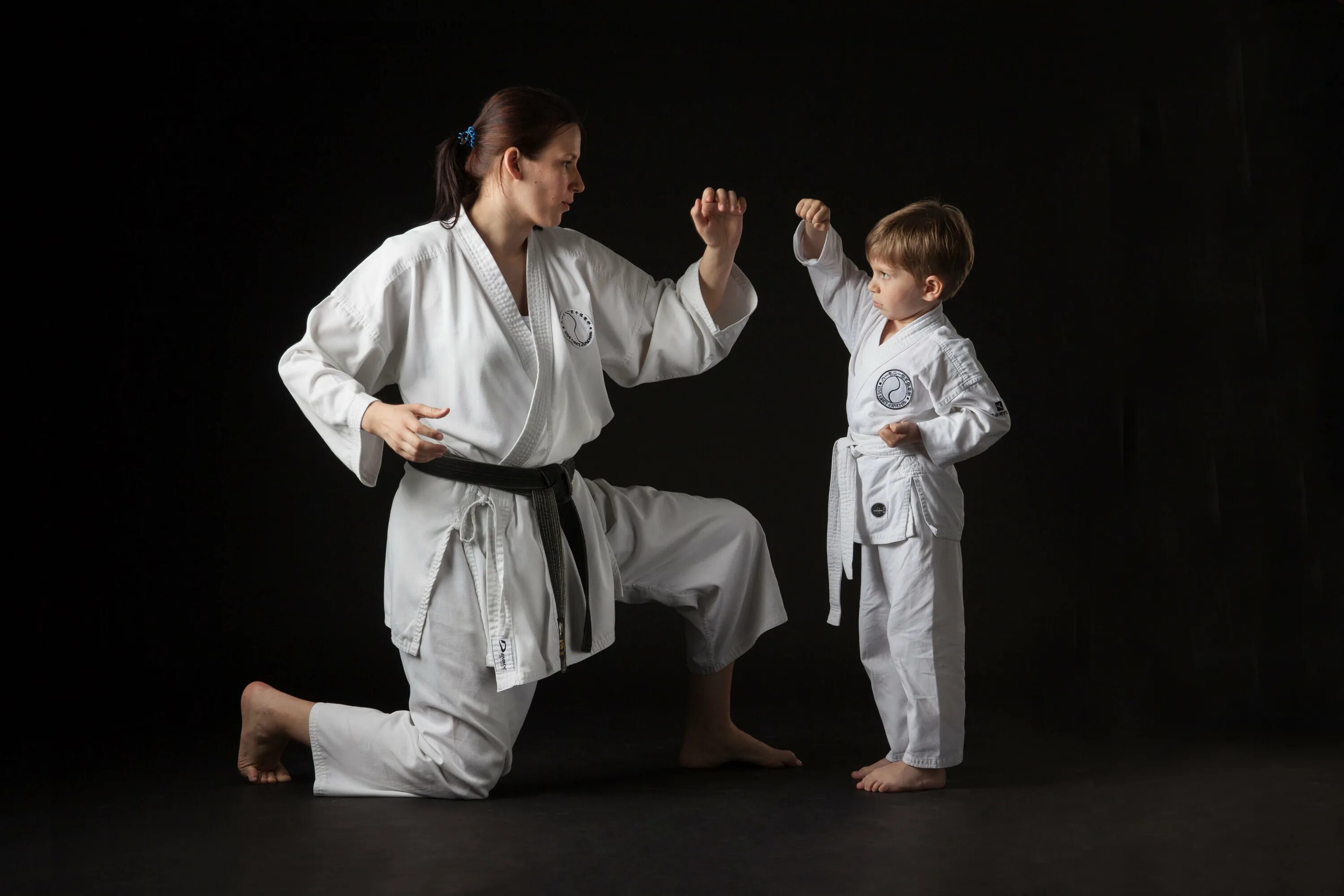 Детская карат. Боевого кимоно Шотокан. Каратэ дети. Спорт карате. Восточные единоборства для детей.