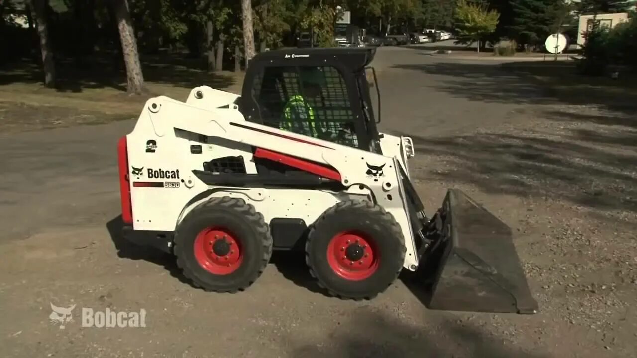 Управление bobcat. Бобкэт s770. Погрузчик Bobcat s770. Бобкэт 770. Управление Bobcat s175.