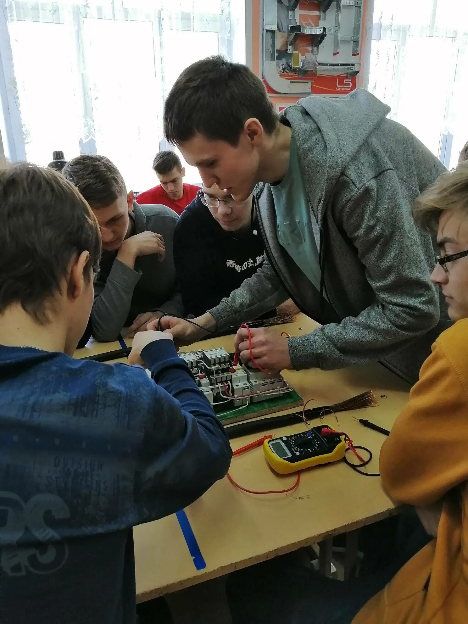 Утэк нефтяной уфа. Экзамен в колледже. Энергетический колледж специальности после 9 класса. Пту 37). Утэк специальности.