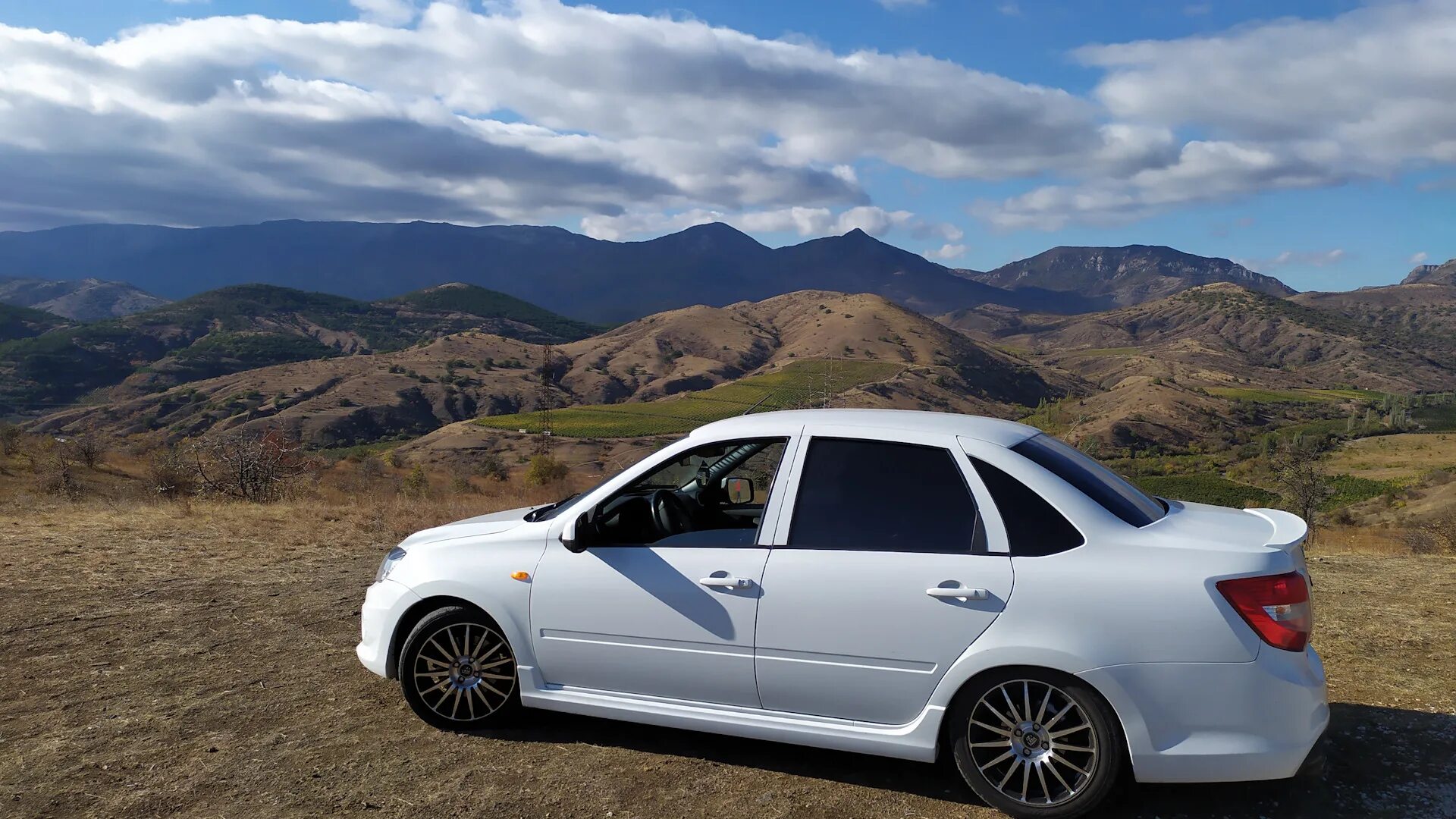 лада гранта спорт 2013. лада гранта спорт белая новая. лада гранта спорт 2021. оригинальный гранта спорт. Lada granta sport 2020.