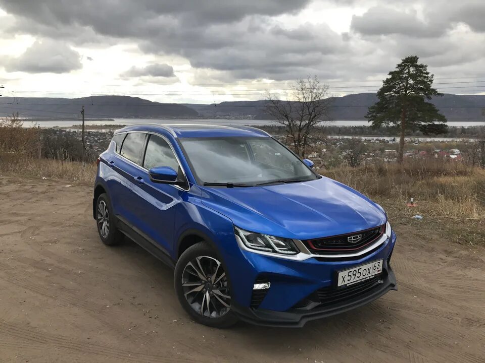 Geely coolray отзывы владельцев недостатки и достоинства. Geely coolray производитель. geely coolray марина блю. geely coolray r16. coolray синий.