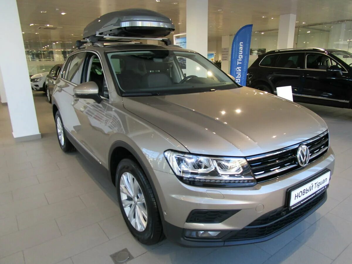 фольксваген тигуан 2019 спортлайн. новый тигуан в москве. тигуан 2022 года. фольксваген тигуан новой комплектации. фольксваген тигуан 2020 дизель.