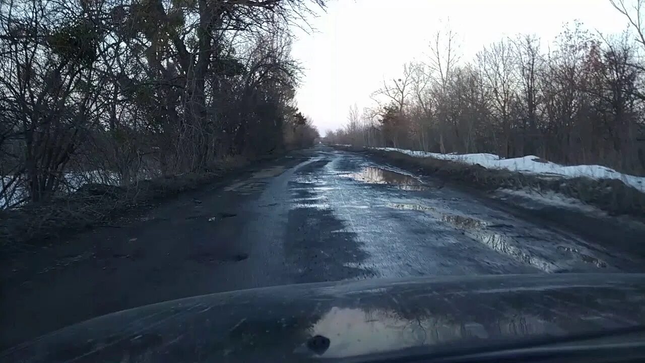 Дорога на поселок том. Село Доброводы Черкасская область. С Лепляво Черкасской обл. Плохие дороги в деревне. Село Лепляво фото.