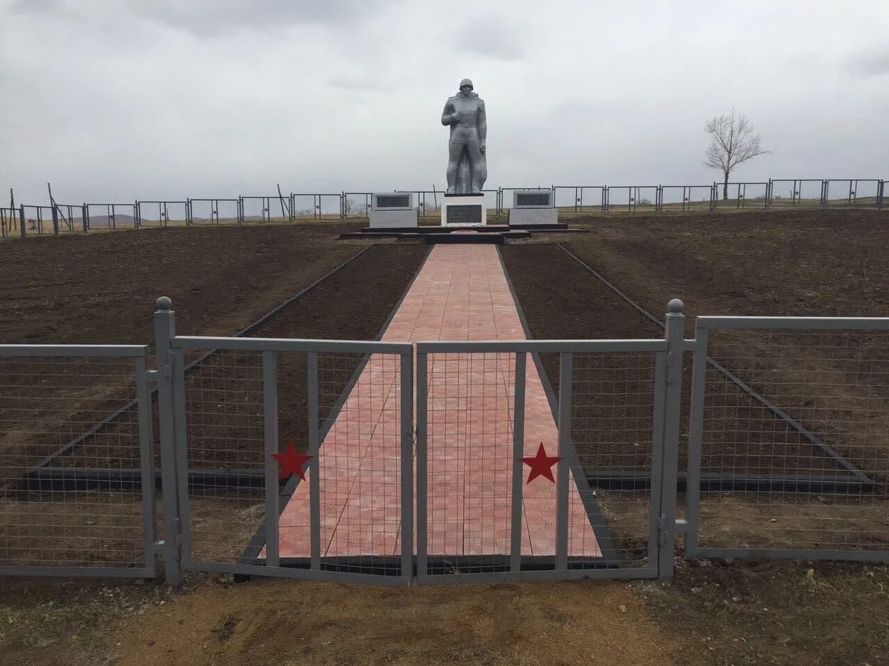 Бура Забайкальский край Калганский район. Село средняя Борзя Забайкальский край. Средняя Борзя Калганский район Забайкальский край. Памятник с.Калга Калганского района Забайкальского.