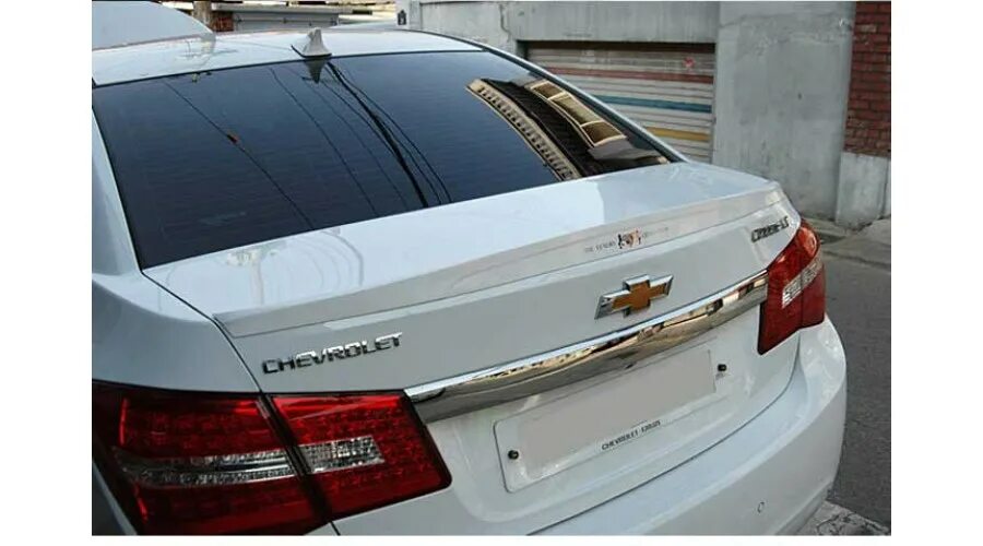 Лип спойлер багажника. Chevrolet Cruze 2013 со спойлером. Лип спойлер Шевроле Круз. Chevrolet Cruze Rear Spoiler. Лип спойлер Шевроле Круз седан.