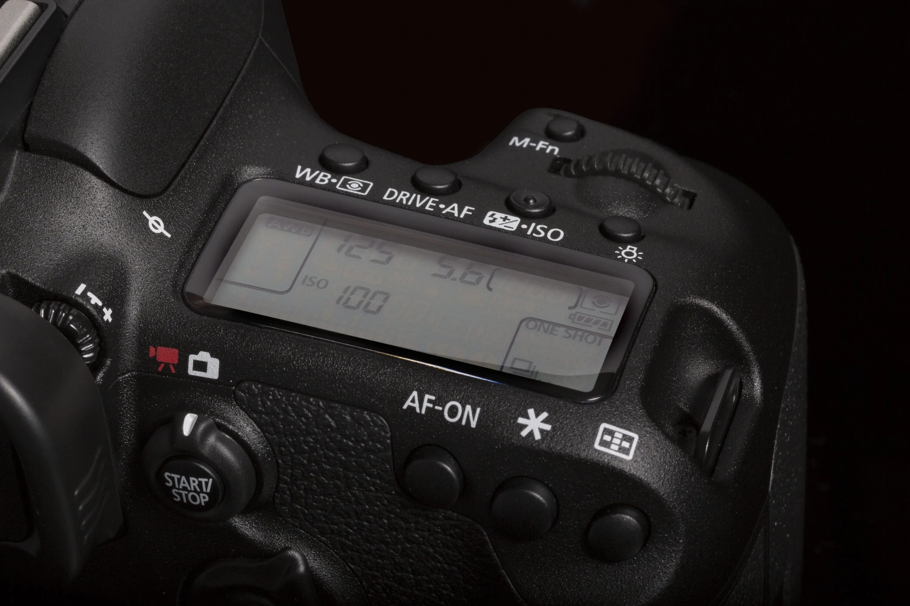 Canon eos 7d таймер. Настройки canon 6d mark 2 выдержка. Настройки canon mark 2. Mark 2 canon таймер. Canon 6d mark ii разъемы.