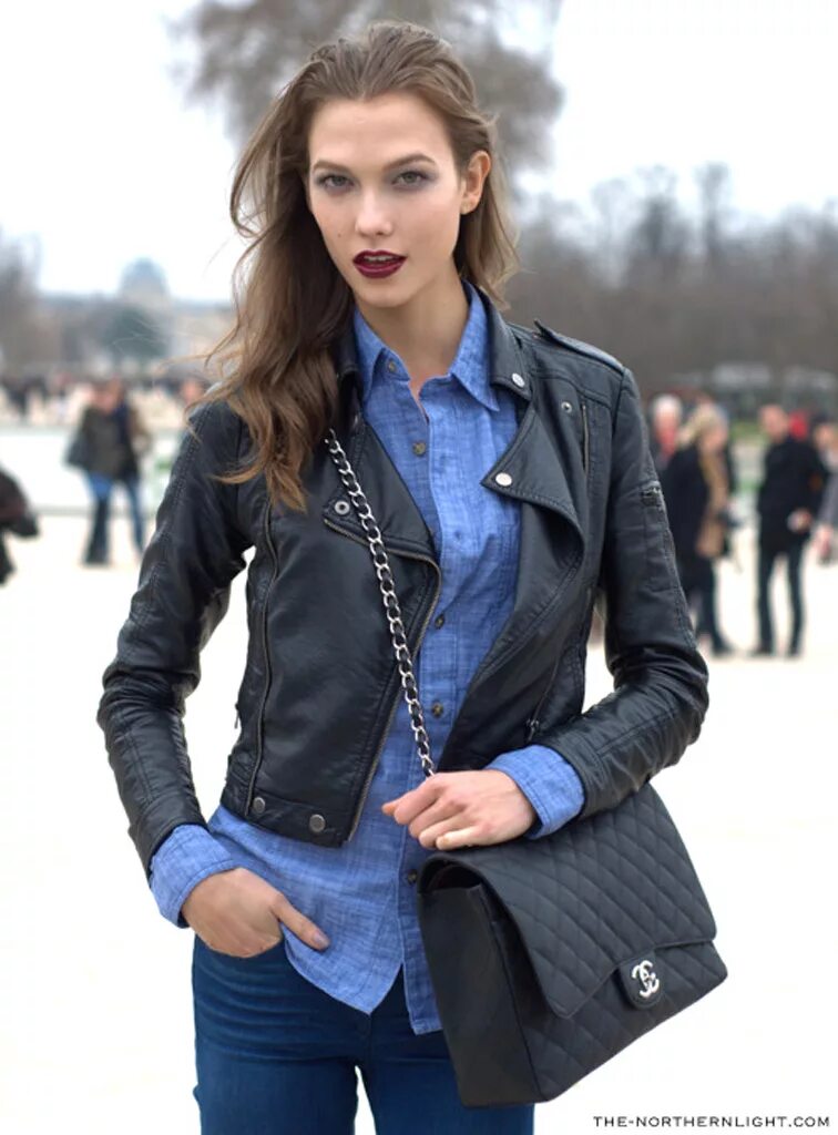 Karlie Kloss Denim. Karlie Kloss Leather. Karlie Kloss Jeans. Джинсовая куртка косуха женская. При какой температуре носят кожаную куртку весной