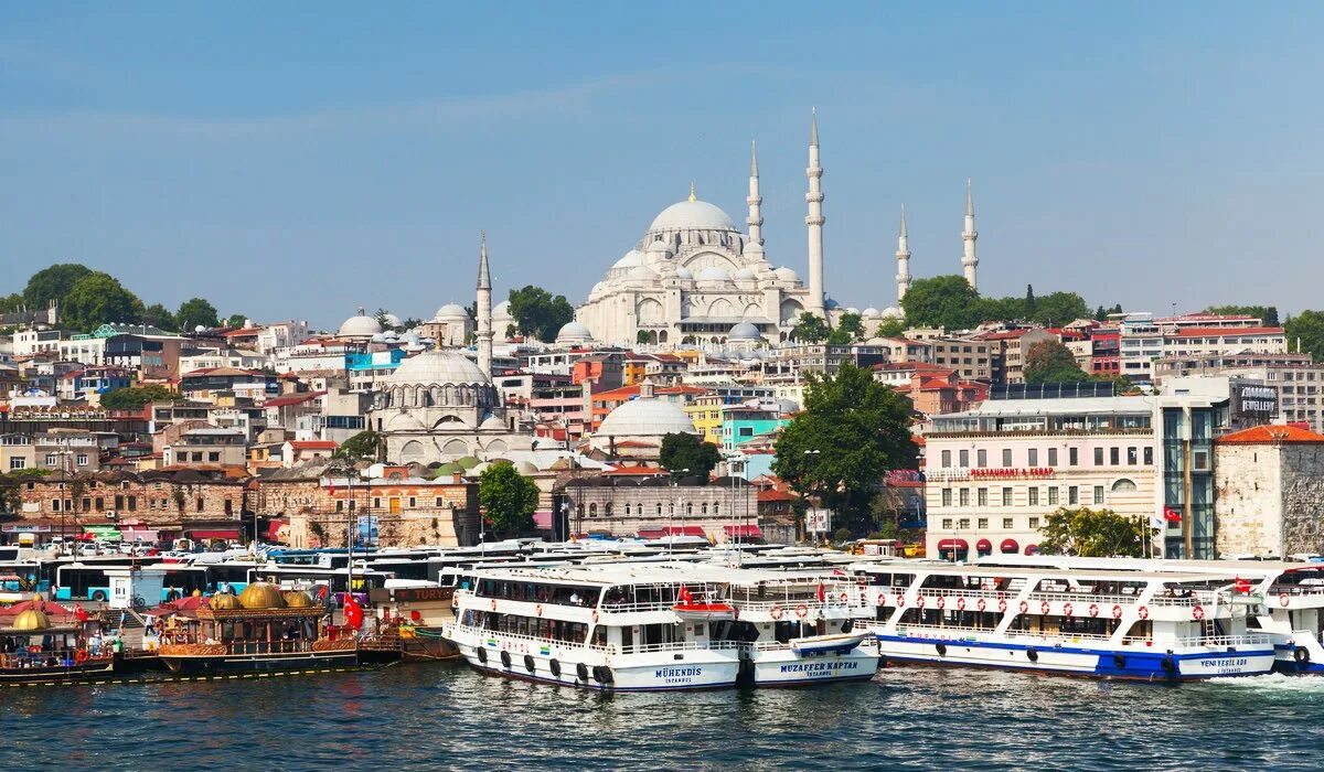 Стамбул Турция 2022. Порт Галата в Стамбуле. Отдых в Стамбуле 2022. Стамбул фото 2022.