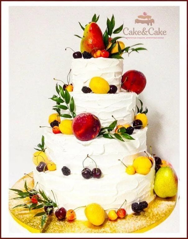 Торт с мастикой и фруктами. Свадебный торт с тропическими фруктами. Свадебный прямоугольный торт с фруктами. Торт тропические фрукты без мастики.