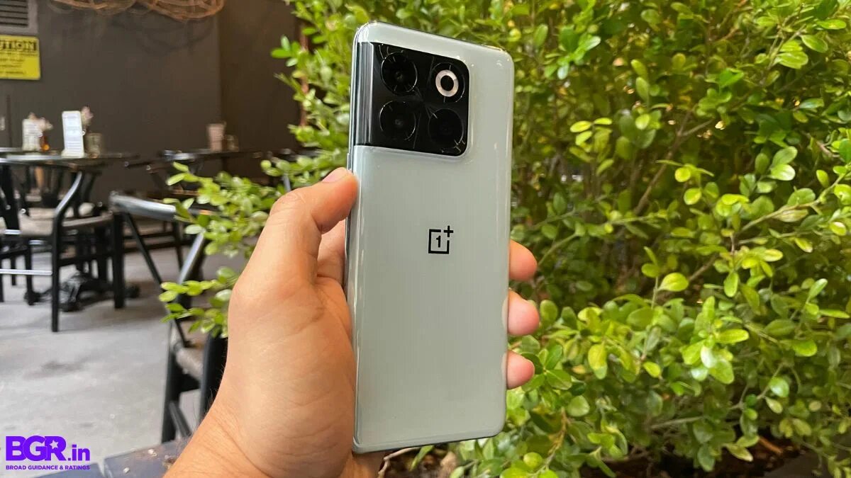 Oneplus 10t vs. Oneplus 10t. oneplus 10t moonstone black.