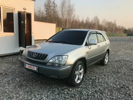 Лексус 2001