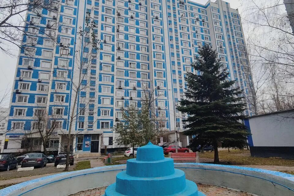, д. 32 к2. Крылатские холмы 39 корп 1. 2. Ул.