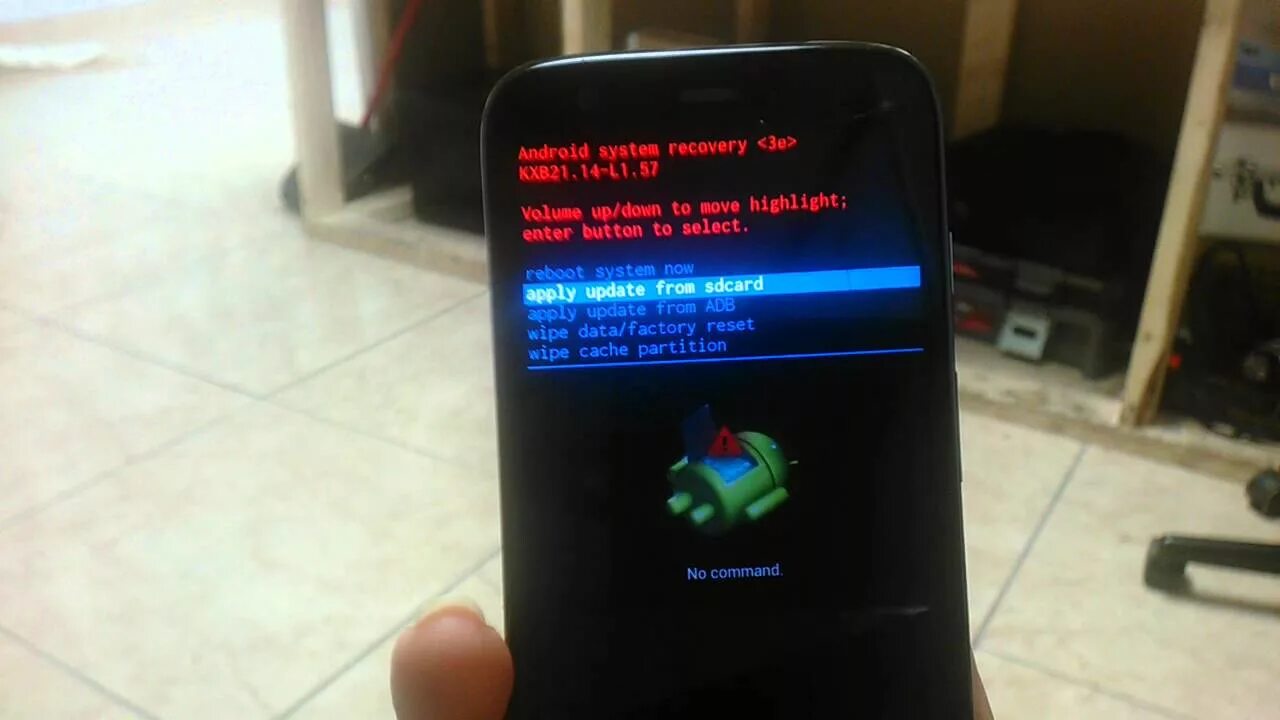 No command android что. Андроид no Command. Хард ресет. Motorola Recovery Mode no Command.