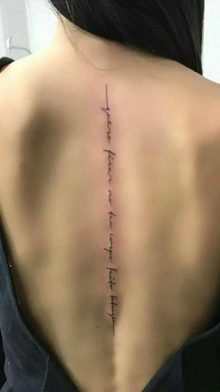 тату на спине для девушек. тату вдоль позвоночника. надпись на позвоночнике тату. тату на спине для девушек надписи. тату на позвоночнике для девушек надписи.