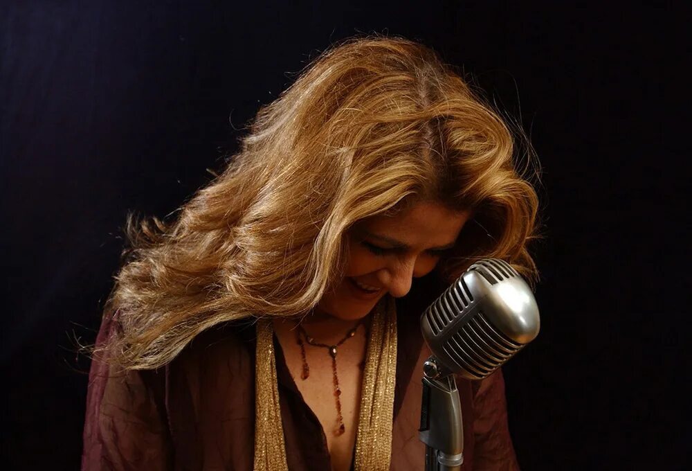 Chantal Chamberland. Chantal певица. Шанталь Шамберлан певица. Chantal Chamberland - no. 5. Страна вокал