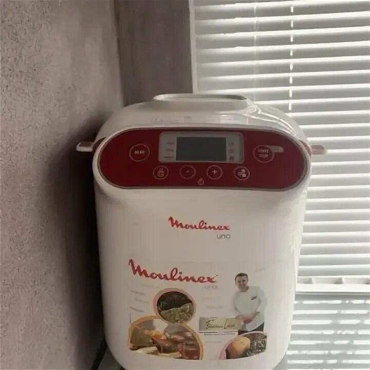 Хлебопечка moulinex uno. Хлебопечка мулинекс уно. Мулинекс 3101 уно хлебопечка. Хлебопечка мулинекс красная. Moulinex ow310e30 uno metall хлебопечь.