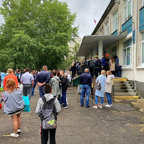 301 школа фрунзенского района. Школа 301 петербург. 301 школа ярослава гашека. Школа 301 фрунзенского района спб. 301 школа ярослава гашека.