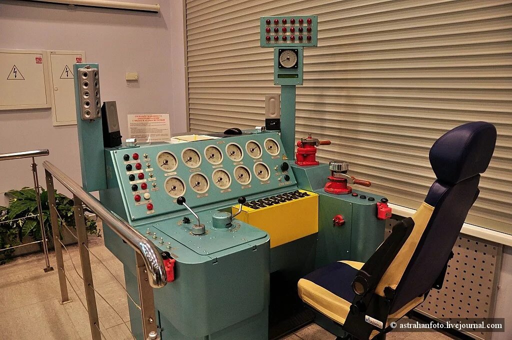 Машинистов 80. Машинистов 80. Ул. Машинисты московского метрополитена 1950. Машинистов 80.