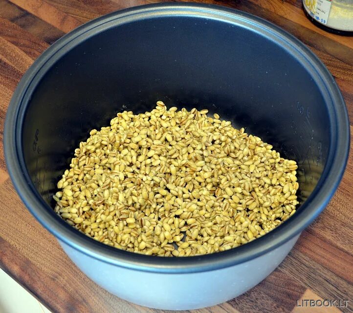 перловая каша в мультиварке на воде. перловая крупа в мультиварке без замачивания. перловка с мясом в мультиварке редмонд (без замачивания крупы). перловка без мяса рецепт. каша жемчужная перловая.