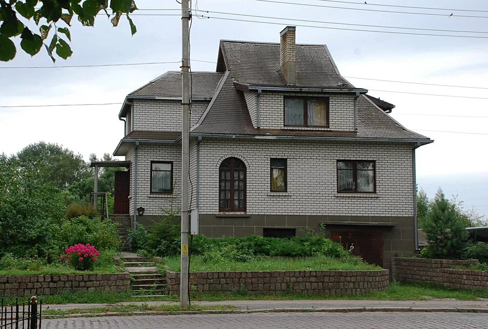 Авито калининград доска бесплатных. Кровати в калининграде. Дом в советске калининградской области. Авито калининград доска бесплатных. Поселок веселово калининградская.