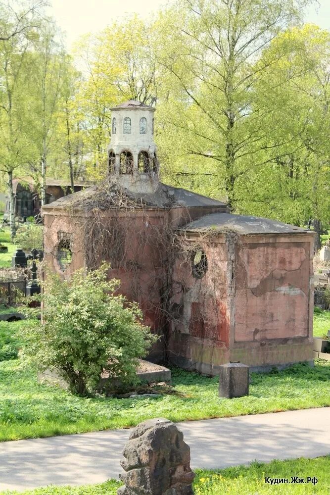 Никольском кладбище Александро-Невской Лавры в Петербурге. Никольское кладбище. Никольское кладбище Донской Тульская область. План могил Никольского кладбища Александро Невской Лавры Снычев. Лавра никольское кладбище