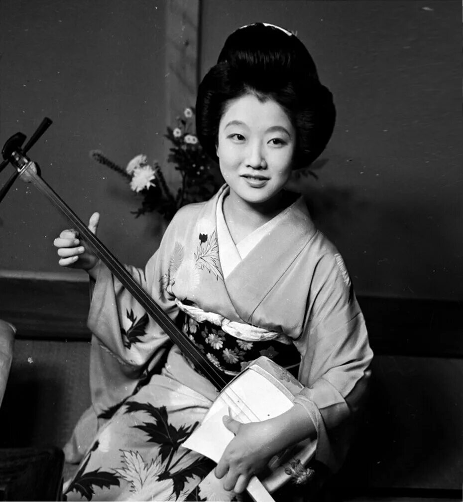 Ретро гейши. Ретро гейши. Япония 19 век гейши. Гейши в японии. Гейши в японии.