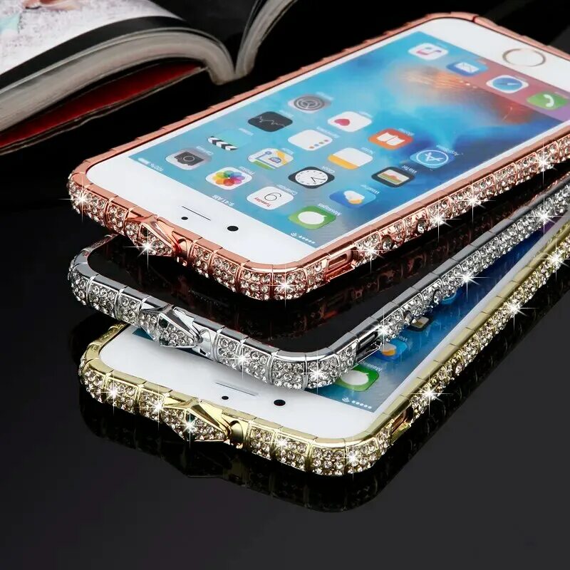 Айфоны со стразами. Бампер iphone6s со сиразами. чехол на iphone 8 plus со стразами. бампер на iphone 8 plus. айфон 7s plus чехол.