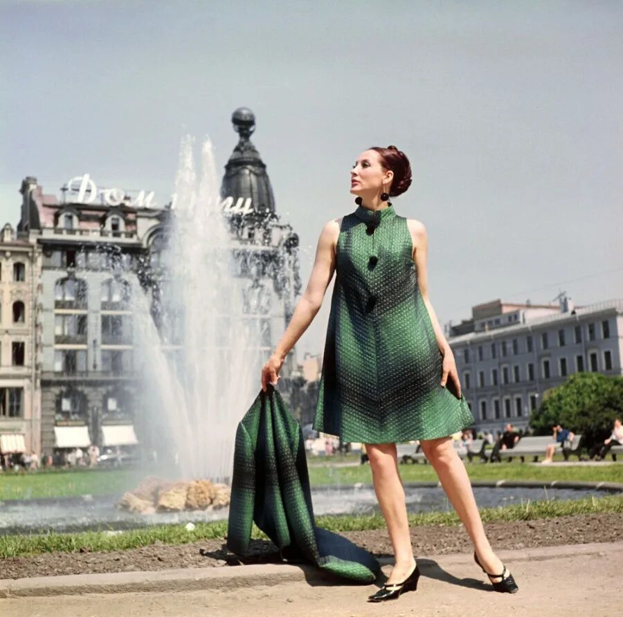 Мода советских лет. Мода 1960-1970 ссср. 60-е мода ссср. 1960е советская мода. мода ссср 1960 х.