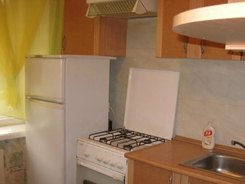 квартира на сутки кухня. сниму квартиру п свердловский. квартиры на сутки в екатеринбурге. сниму квартиру п свердловский. удельная ул горячева 40.