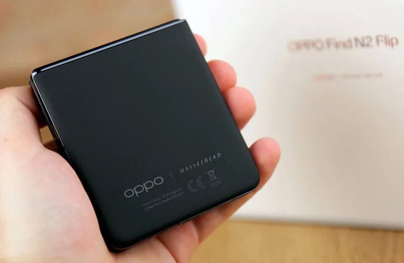 Oppo find n2 flip 8. Oppo find n2 характеристики.