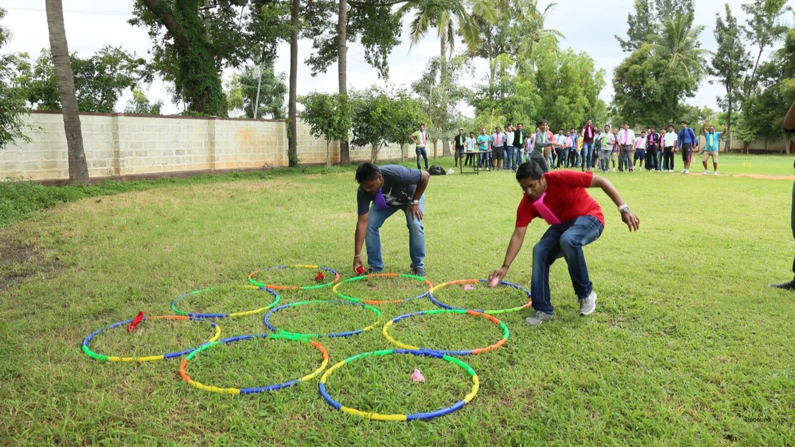 Their good team building skills are. 50 Digital Team building games. Приглашение на тимбилдинг. Outdoor games. Team building activities.