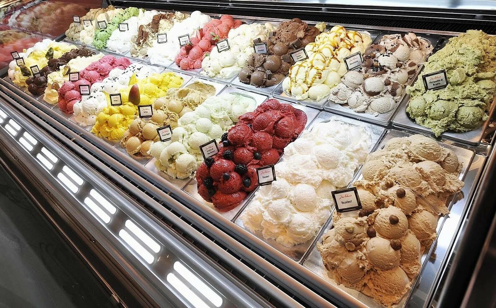 Развесное мороженое. Кафе мороженое «джелато» Италия. Итальянское мороженое Gelato. Итальянское джелато. Джелато мороженое.