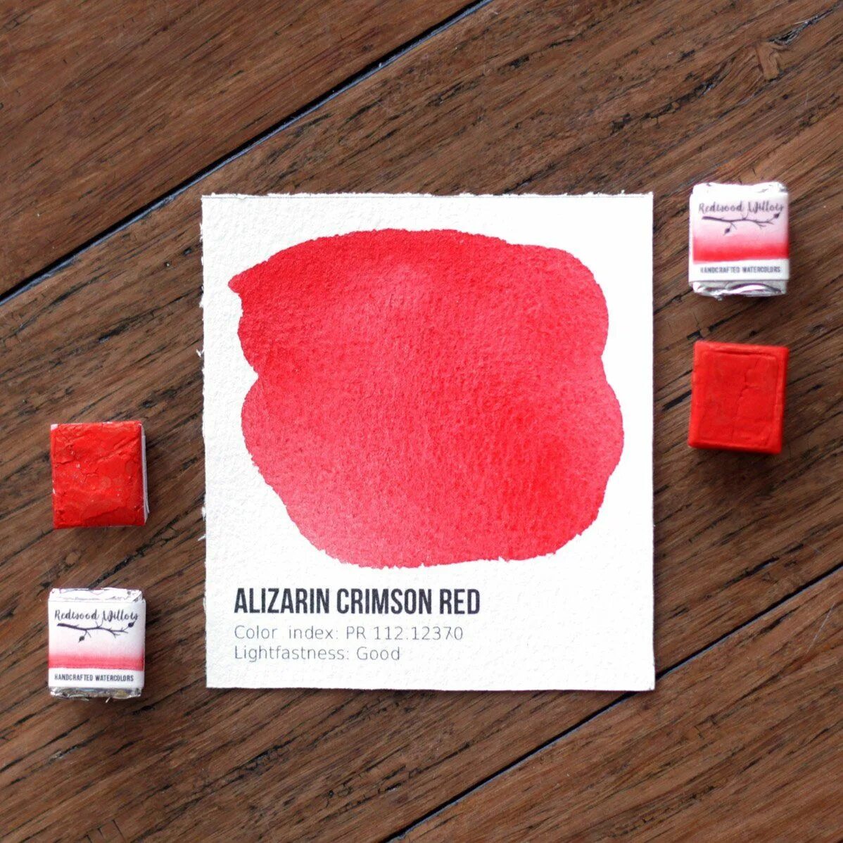Красноватая краска из одноименного дерева 6 букв. Alizarin Crimson цвет акварель. Ализарин краситель. Пигмент ализариновый красный. Пигмент Ализарин.