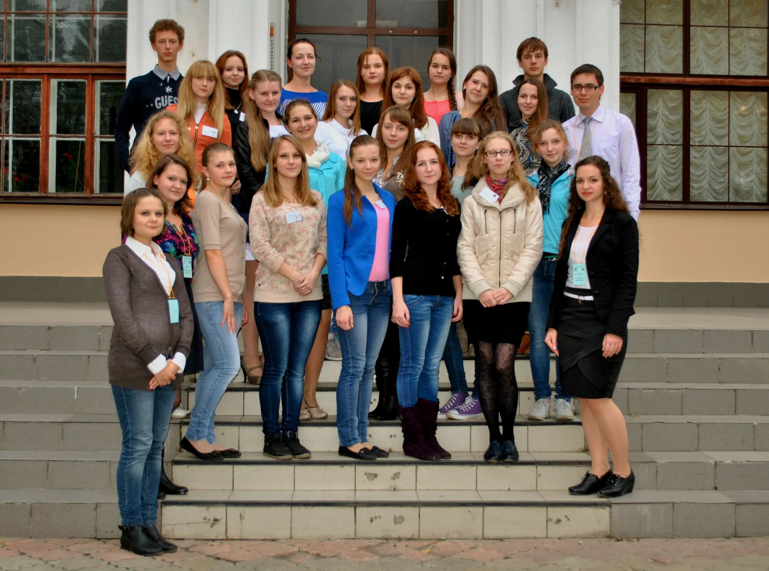 мгу имени м. факультеты в университетах список. название факультета и специальности. девушка в университете. какой факультет лучше.