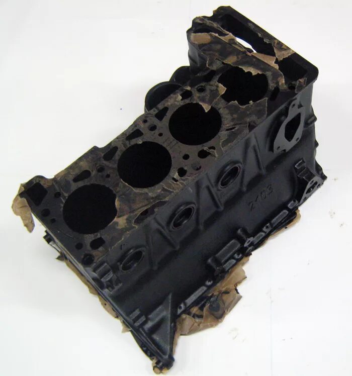 Блок цилиндров ваз 2105. Блок двигателя 2103. Блок двигателя 2103. Блок цилиндров двигателя ваз 2101. Блок цилиндров ваз 2103.