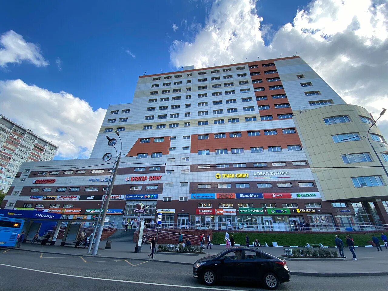Тушинская 17 тц праздник. 125362, г. Тушинская улица 17. Москва, тушинская ул. Москва ул тушинская д 17.