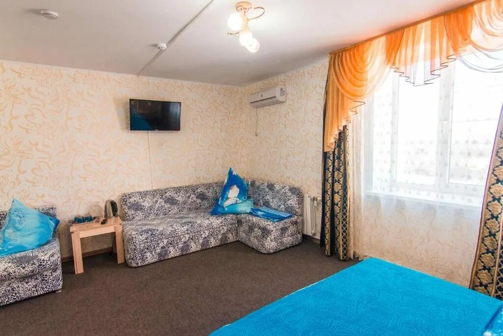 Дубовка вояж. Гостиница вояж набережные челны. гостиница вояж новочеркасск. арт вояж богучар гостевой дом. отель вояж кондопога.