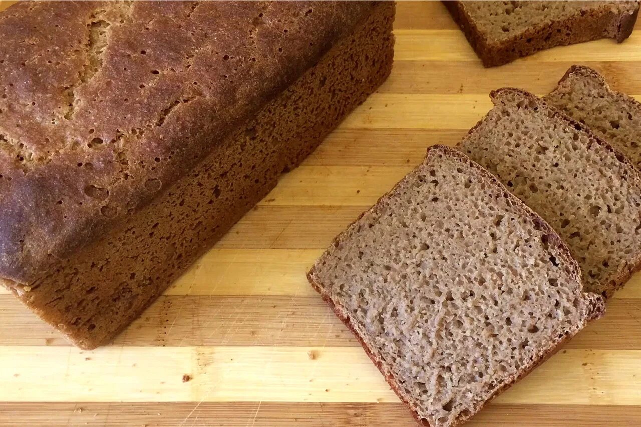 Амарантовый хлеб на закваске. Хлеб из амарантовой муки. Вермонтский хлеб на ржаной закваске. Житный хлеб без муки. Амарантовый хлеб рецепт